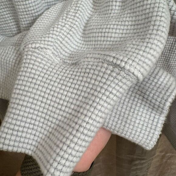 Aerie Light Gray White Textured Knit Oversized Lightweight Sweater XS - Picture 5 of 6